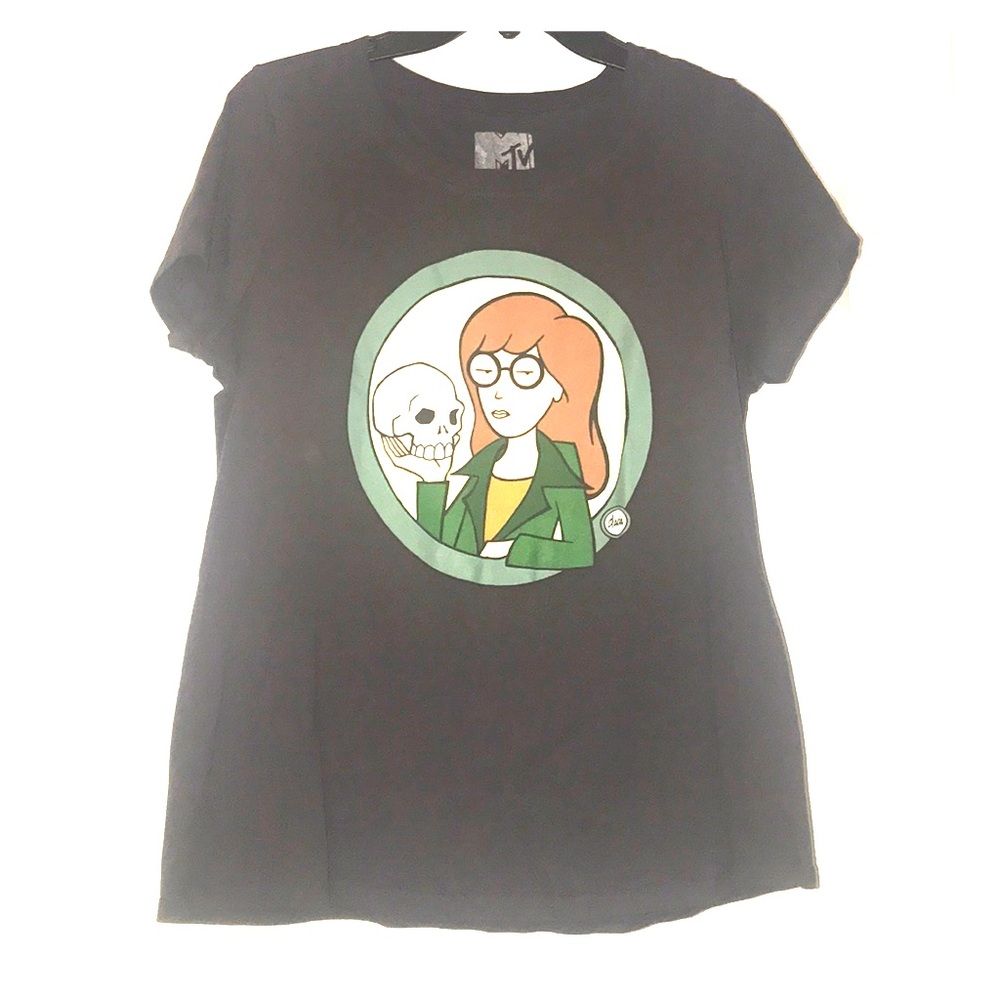 Daria tee